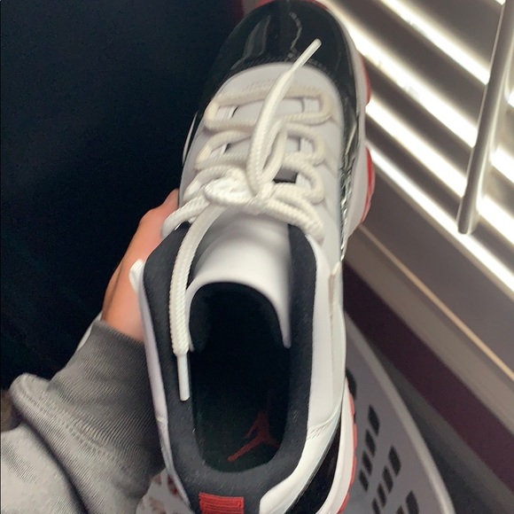 These are Jordan 11 bred concord lows - Picture 3 of 4